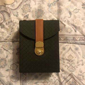 Jewelry Carrying Case